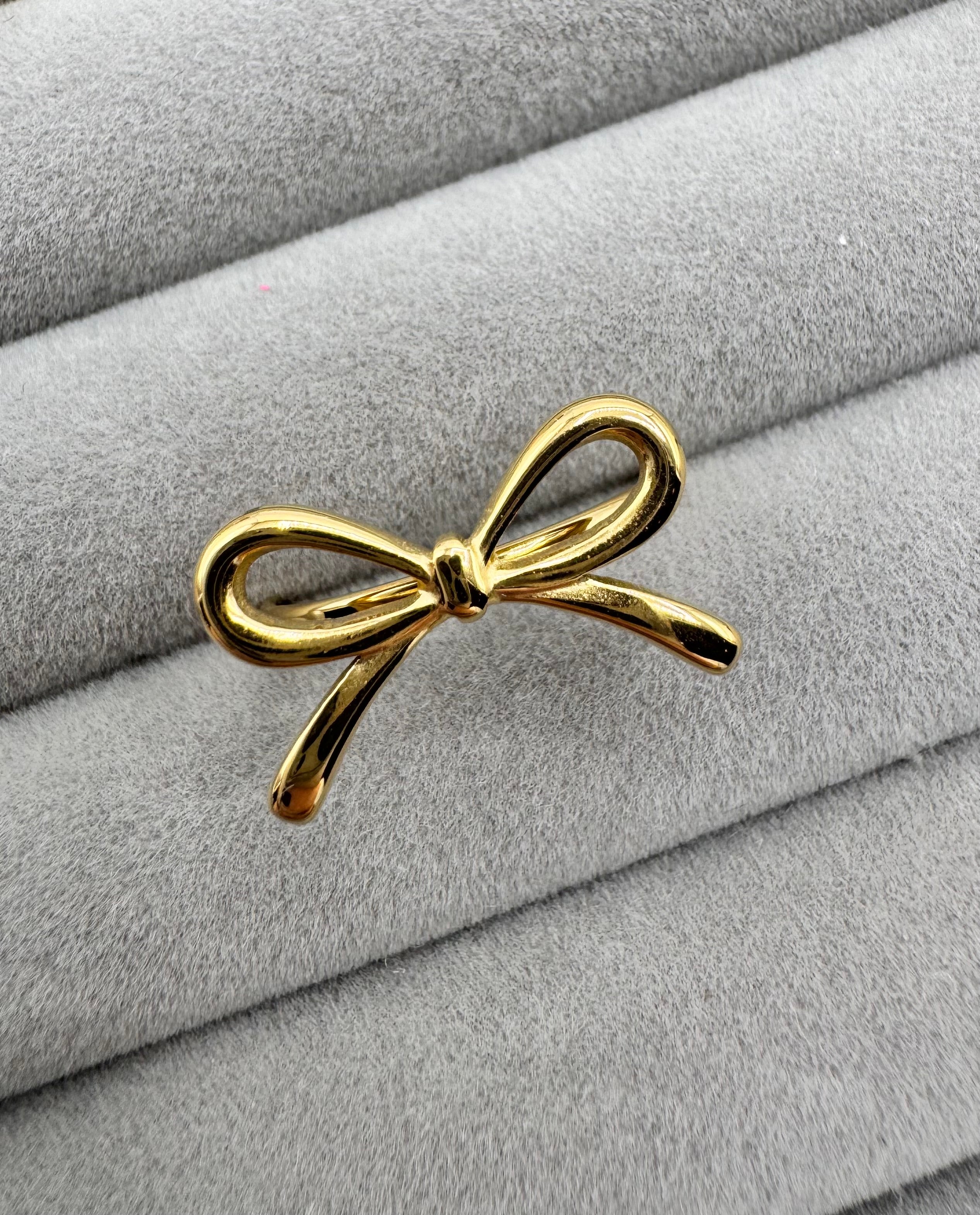 Anello fiocco
