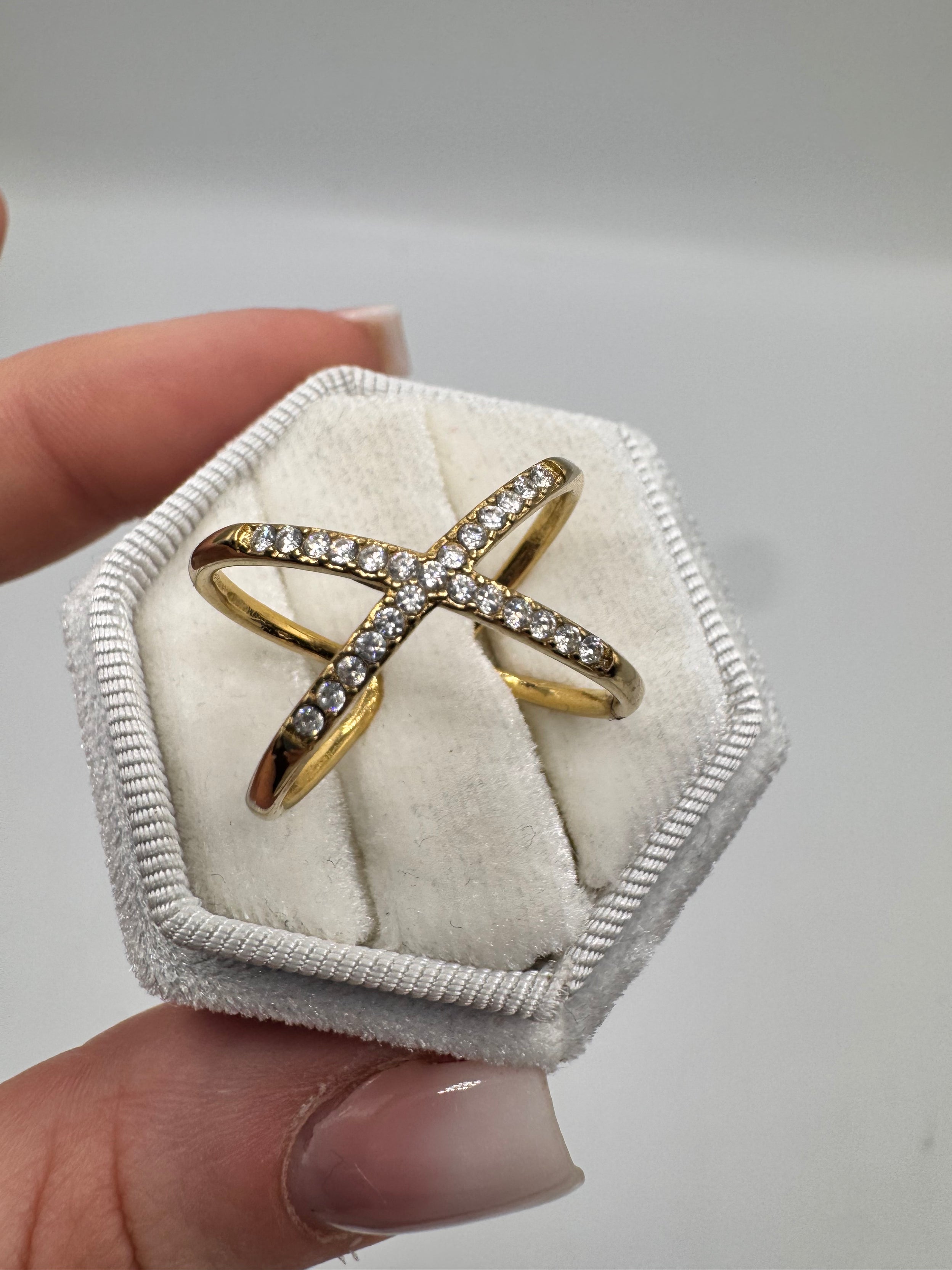 Anello Leo