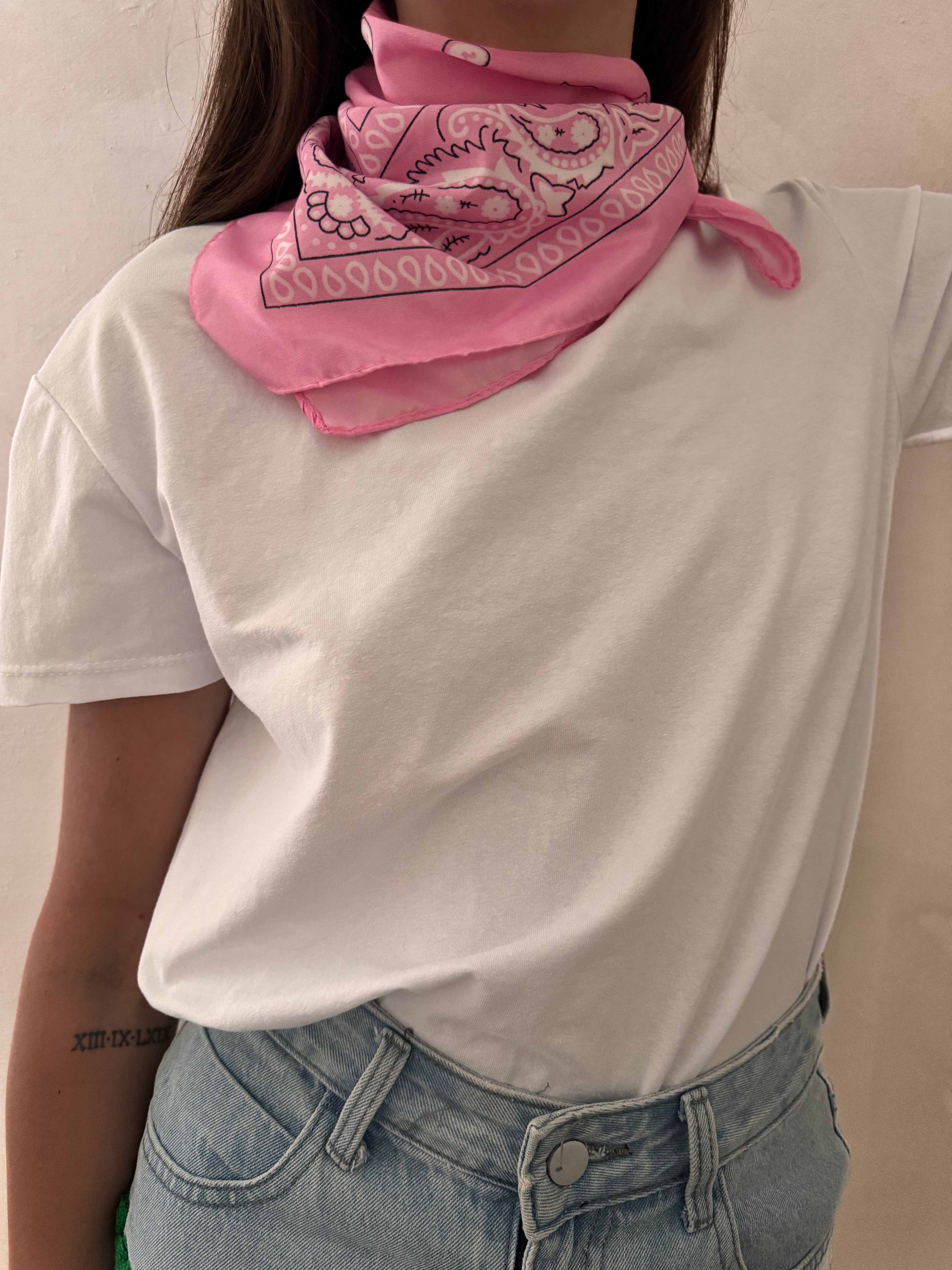 T-shirt e Bandana