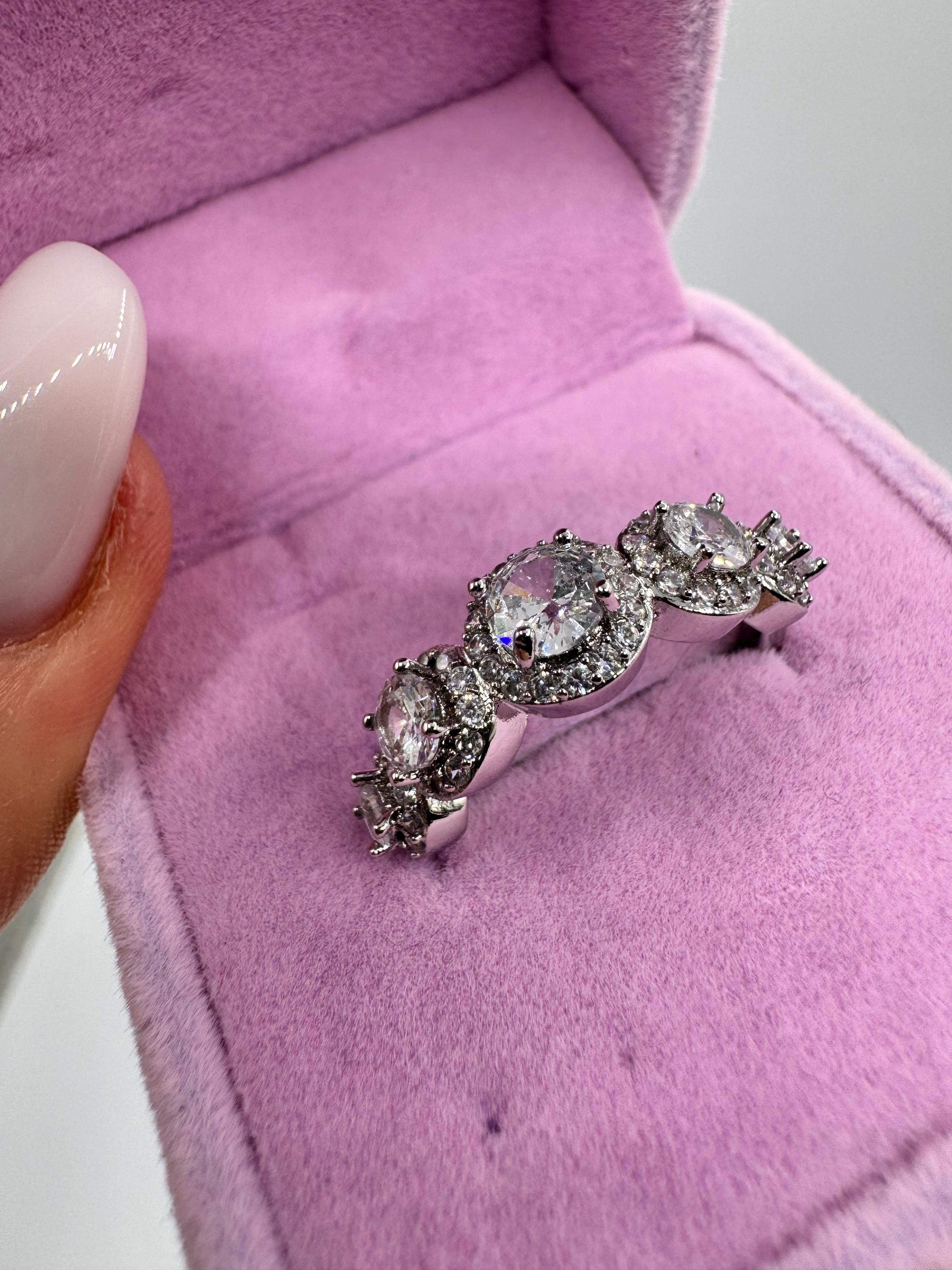 Anello Loren