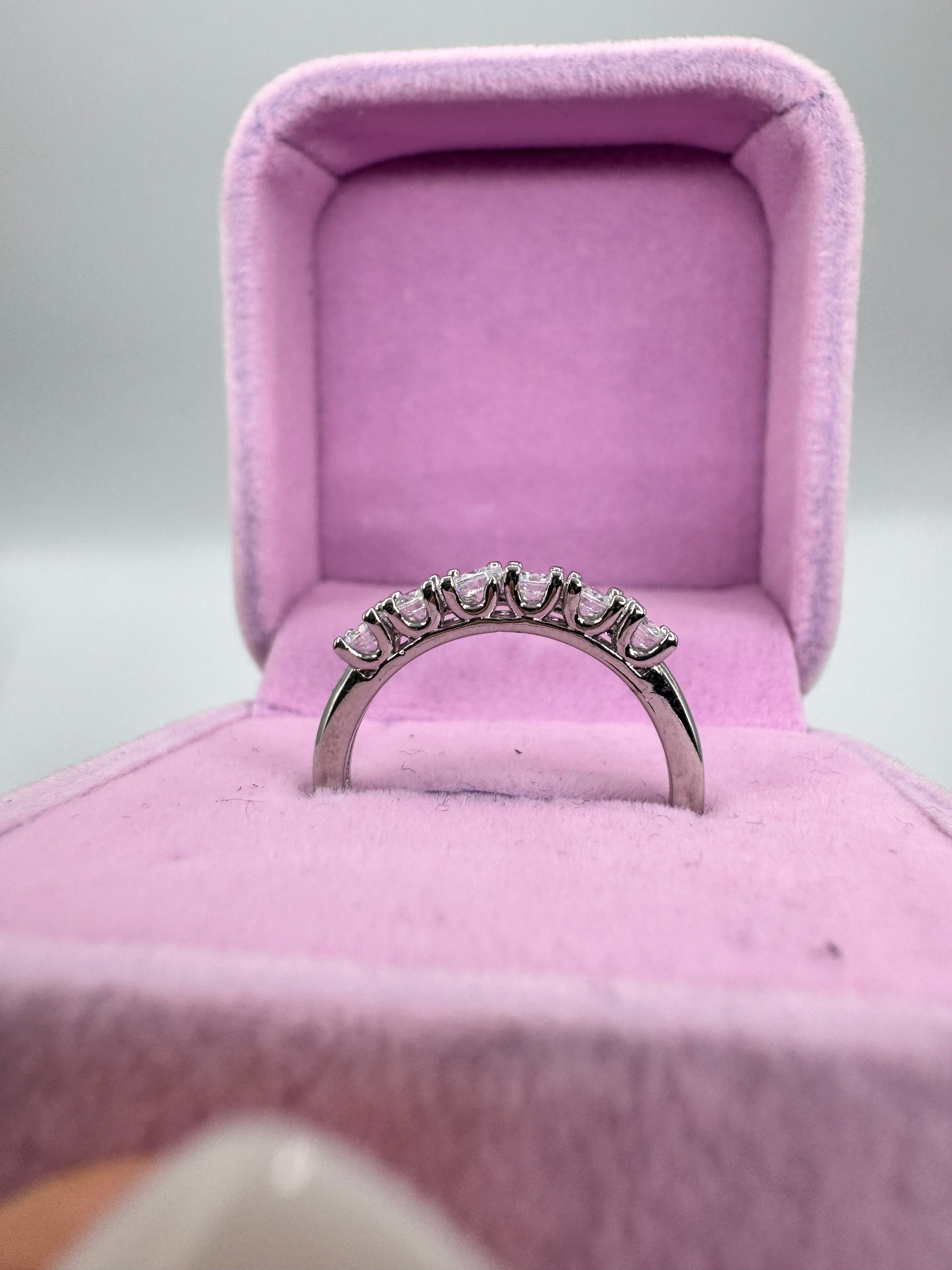 Anello Carlotta